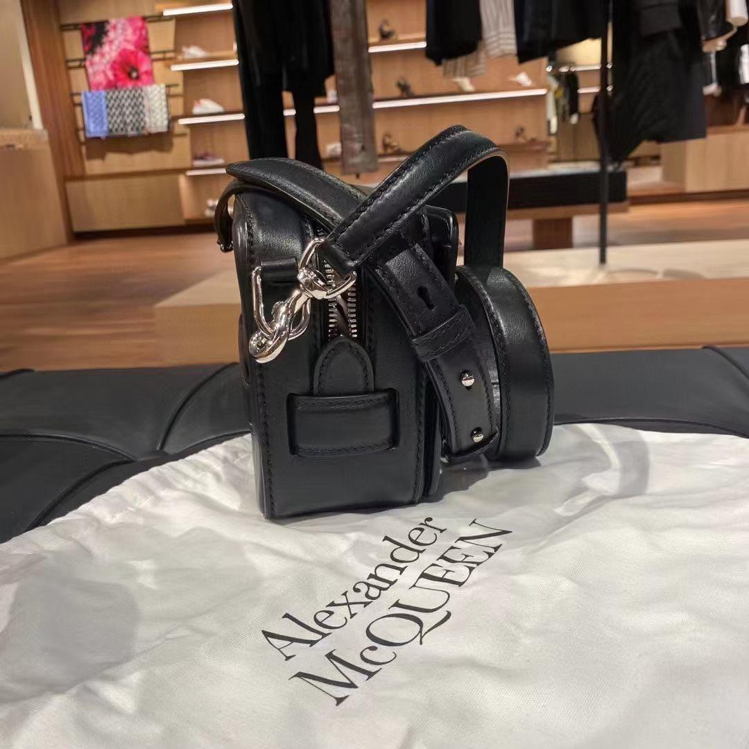 Alexander mcqueen myth 2025 bag
