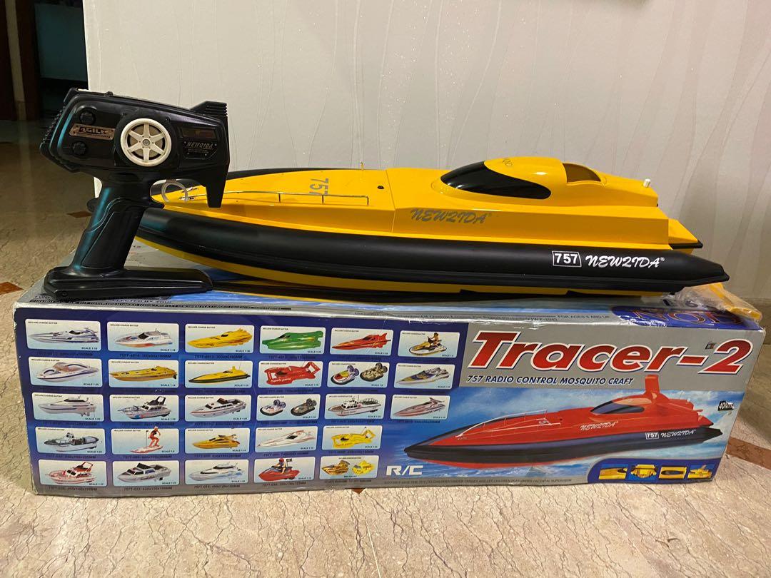 Tracer 2 store rc boat