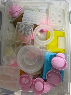 (Category: ) located in . Submitted by clearingmycupboard (Listing ID 1100789042, Image 1). Description: .