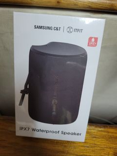 （分類：）位於 。 由 nikifung1997 提交（商品編號 1100730139，圖片 1）。簡介： 。