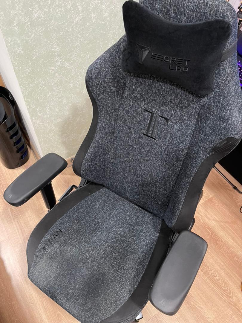 Secretlab Titan 2020 Softweave Black 3, Furniture & Home Living