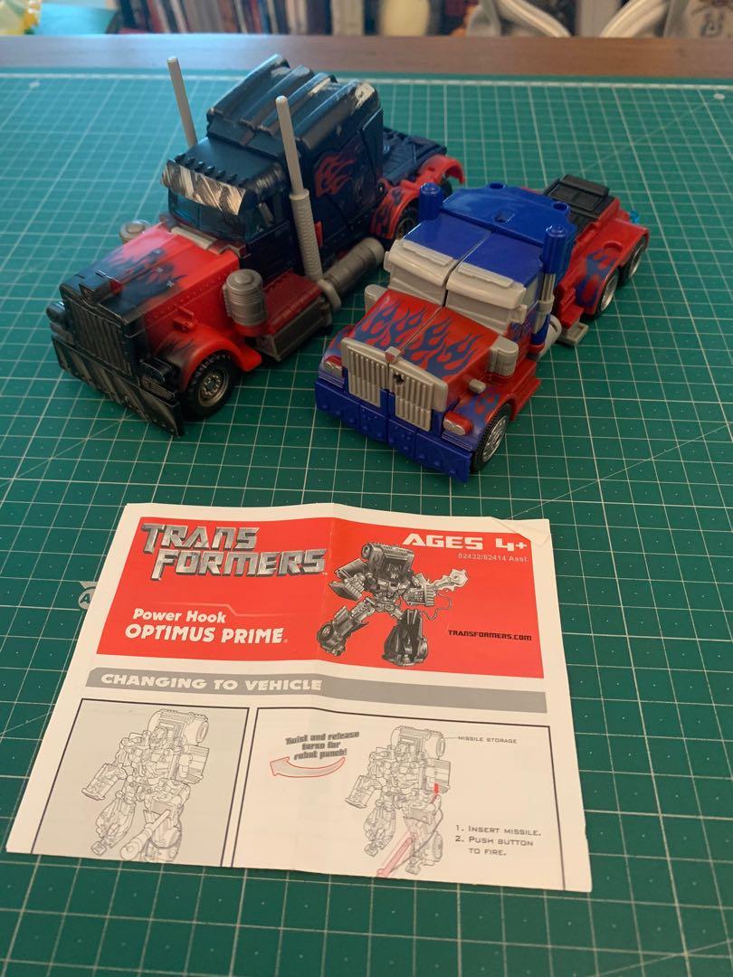 Transformers Movie Optimus Prime Set Hasbro (Category: Action & Battle Toys) located in Quezon City. Submitted by brian_vallesteros (Listing ID 1100682246, Image 2). Description: Complete and in great condition. Mostly kept in storage. one of voyager primes doors won’t close fully. Common problem with this mold. Payment via BPI, Gcash Shipping via Grab, Lalamove or LBC. Ships from QC .