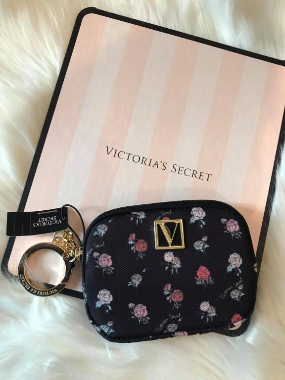 VICTORIA'S SECRET THE VICTORIA ESSENTIAL POUCH –