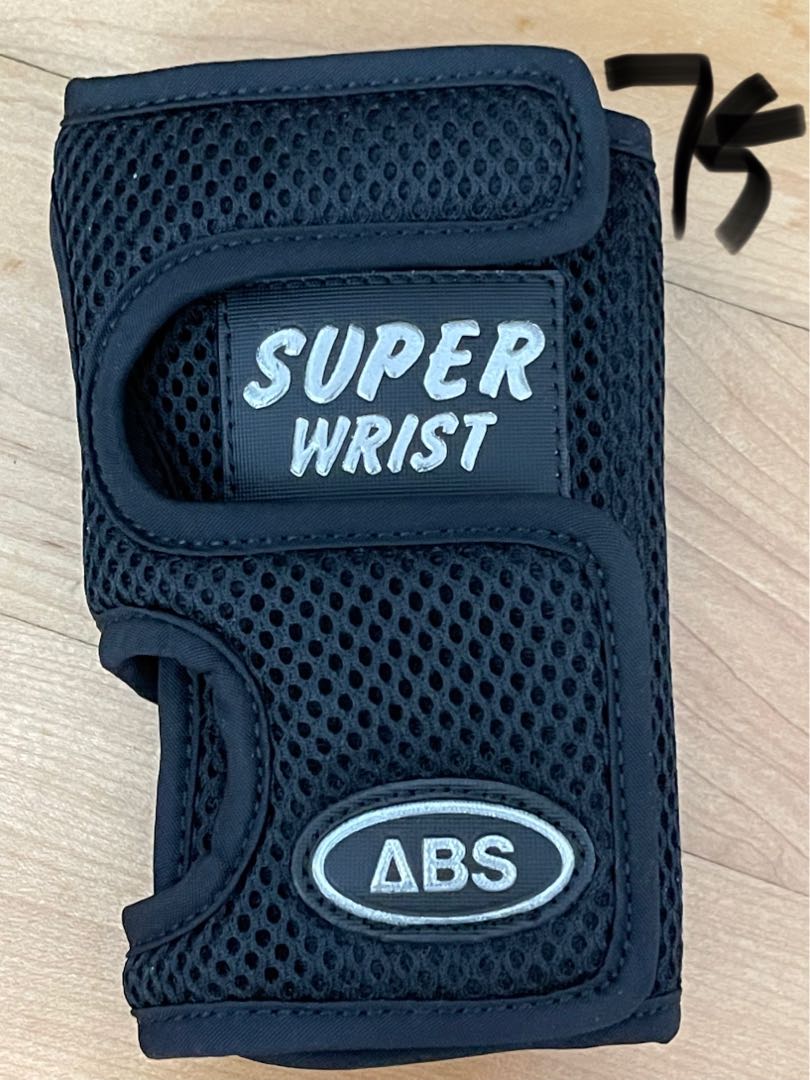 ABS 小朋友保齡球手套Super Wrist size S, 健康及營養食用品, 牙套，支撐器和保護器- Carousell
