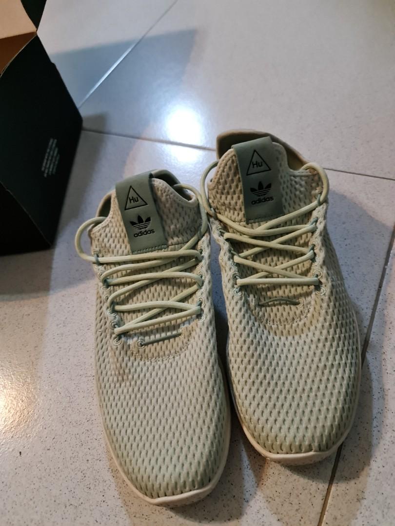 Adidas Pharrell Williams, Men's Fashion, Footwear, Sneakers on Carousell