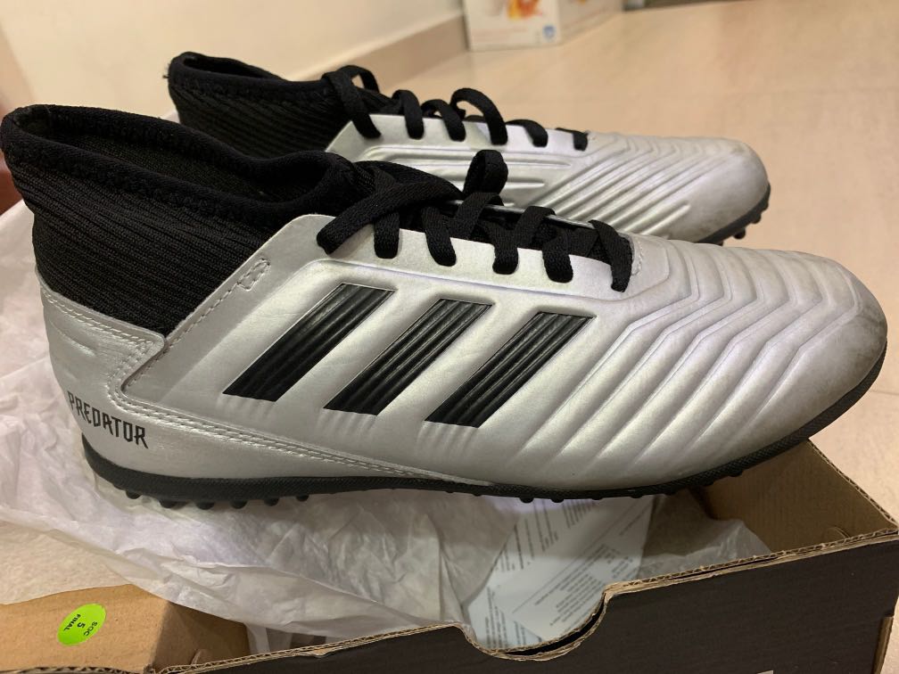 predator 19.3 turf shoes