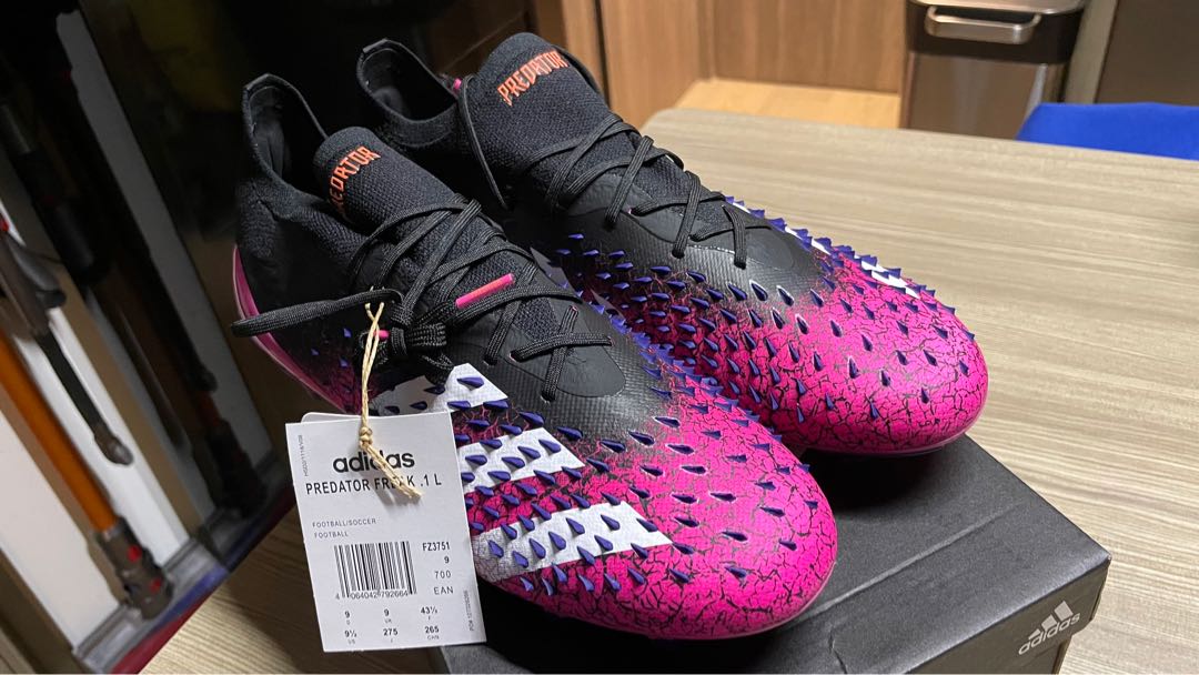 Adidas PREDATOR FREAK .1 L AG 人造草地足球球靴(UK 9 / US 9.5), 男 