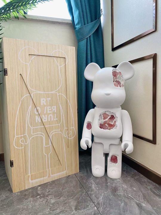BEARBRICK BEARBRICKS KAWS 1000% 70cm Crystal (Category: Designer & Blind Box Toys) located in Caloocan City. Submitted by 50.percent (Listing ID 1100819321, Image 2). Description: 500 USD.