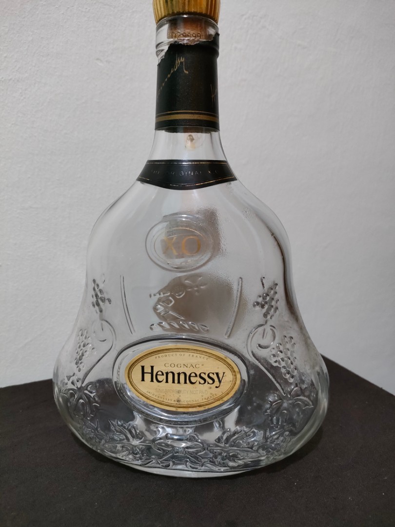Botol Kosong Hennessy XO, Antik, Pajangan di Carousell