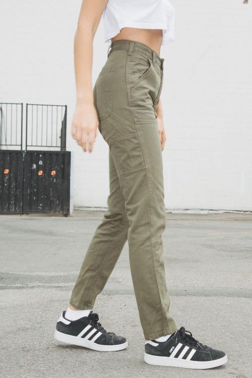 brandy melville jane cargo pants jeans Women s Fashion Bottoms Jeans Leggings on Carousell