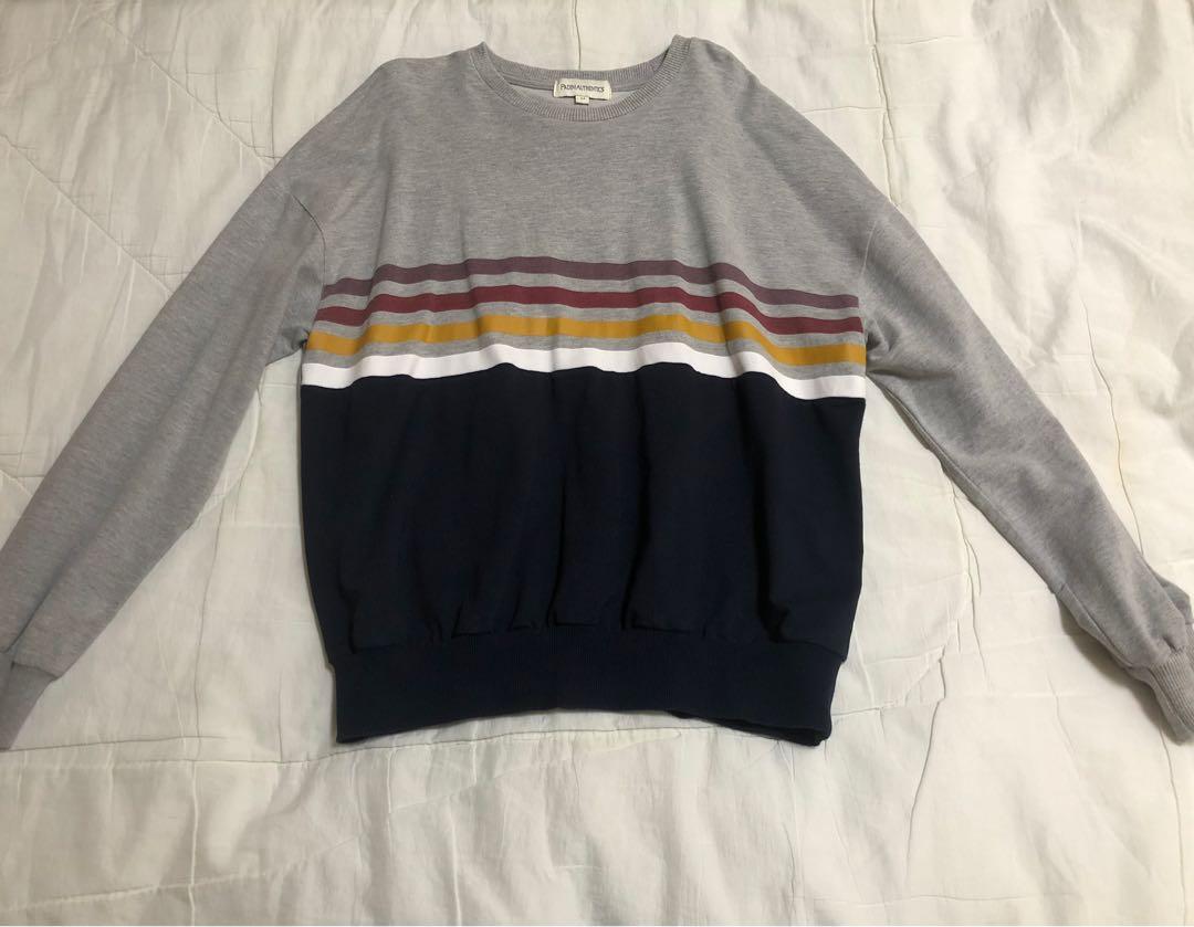 Casual Vintage Striped Sweater (Category: Longsleeves) located in Manila. Submitted by wavey.closet (Listing ID 1100963276, Image 1). Description: Top Description: ✰ preloved ✰ can fit m - l ✰ minor loose threads ✰ casual vintage inspired pattern Mode of Payment: ✰ Gcash.