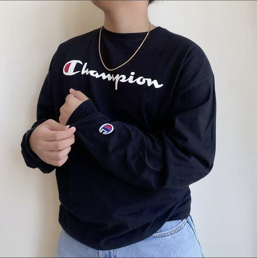 Champion sweater dubai 80 hotsell