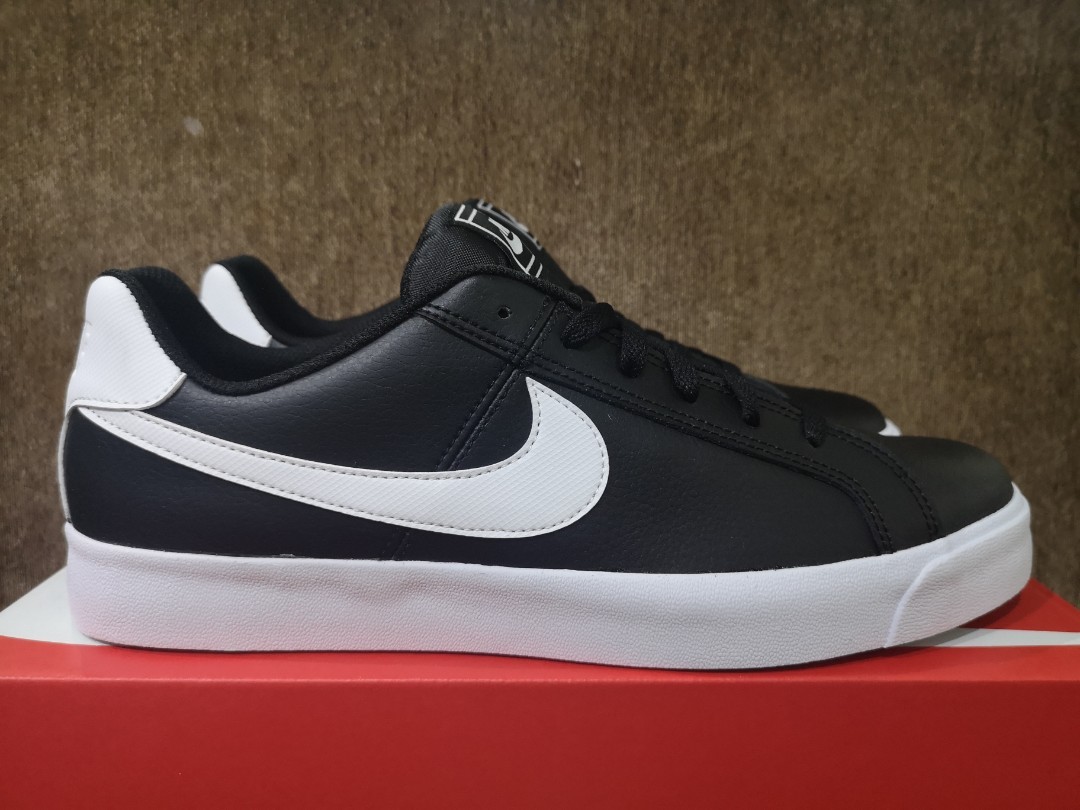 nike w court royale