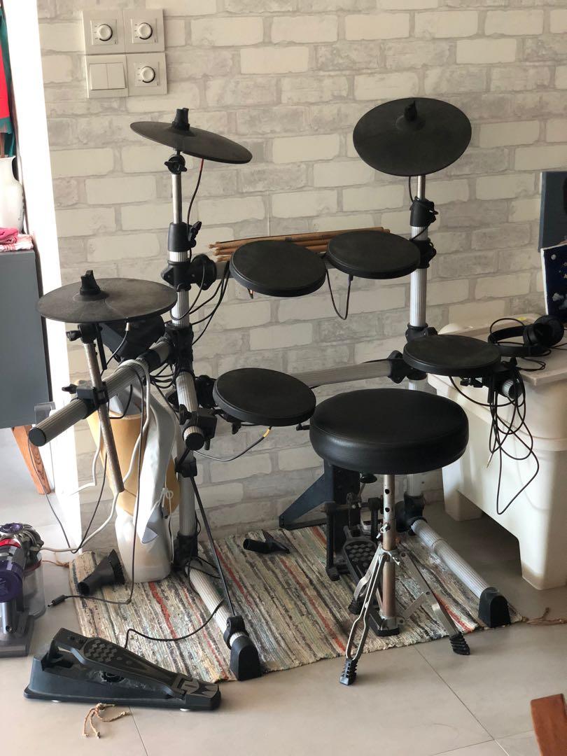 Drum kit Practice Pad, Hobbies & Toys, Music & Media, Musical