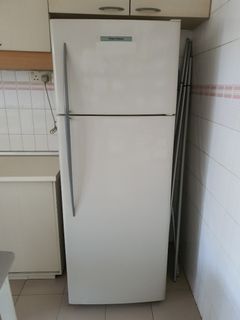 (Category: ) located in . Submitted by readtobuy (Listing ID 1100855019, Image 1). Description: .