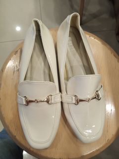 (Kategori: ) berada di . Dikirim oleh putri_nova (ID iklan 1100901757, Gambar 1). Deskripsi: .
