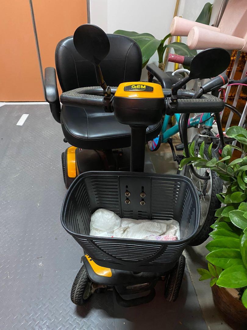 GEM 4 wheel mobility scooter/ motorised wheelchair , Sports Equipment, PMDs, EScooters & E