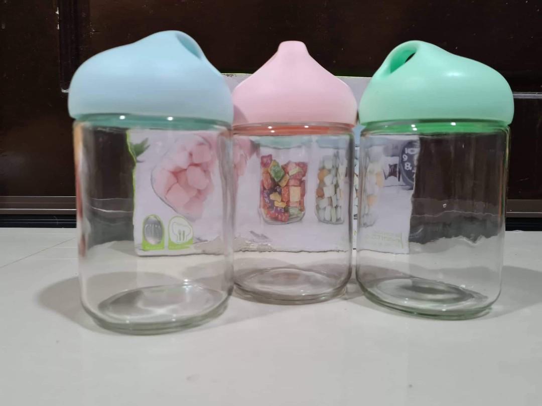 Glass containers (Category: Storage Boxes & Baskets) located in Taguig. Submitted by misskweezy (Listing ID 1100909842, Image 1). Description: BNEW RFS: Decluttering MOP: BPI/Security Bank/GCash/BDO No free sf PIOG.