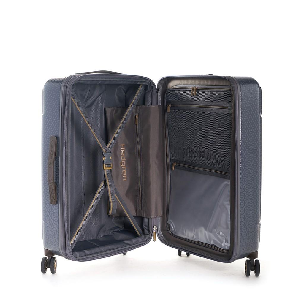 Hedgren Glide MEX Luggage Mens (Category: Luxury Bags & Wallets) located in Manila. Submitted by ibentamona (Listing ID 1100980752, Image 2). Description: Hedgren Glide MEX Luggage Mens #ibentamona.