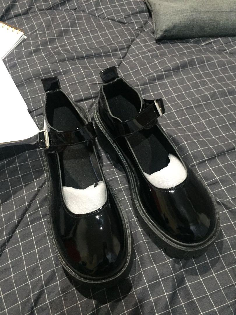 Free mary jane on sale shoes