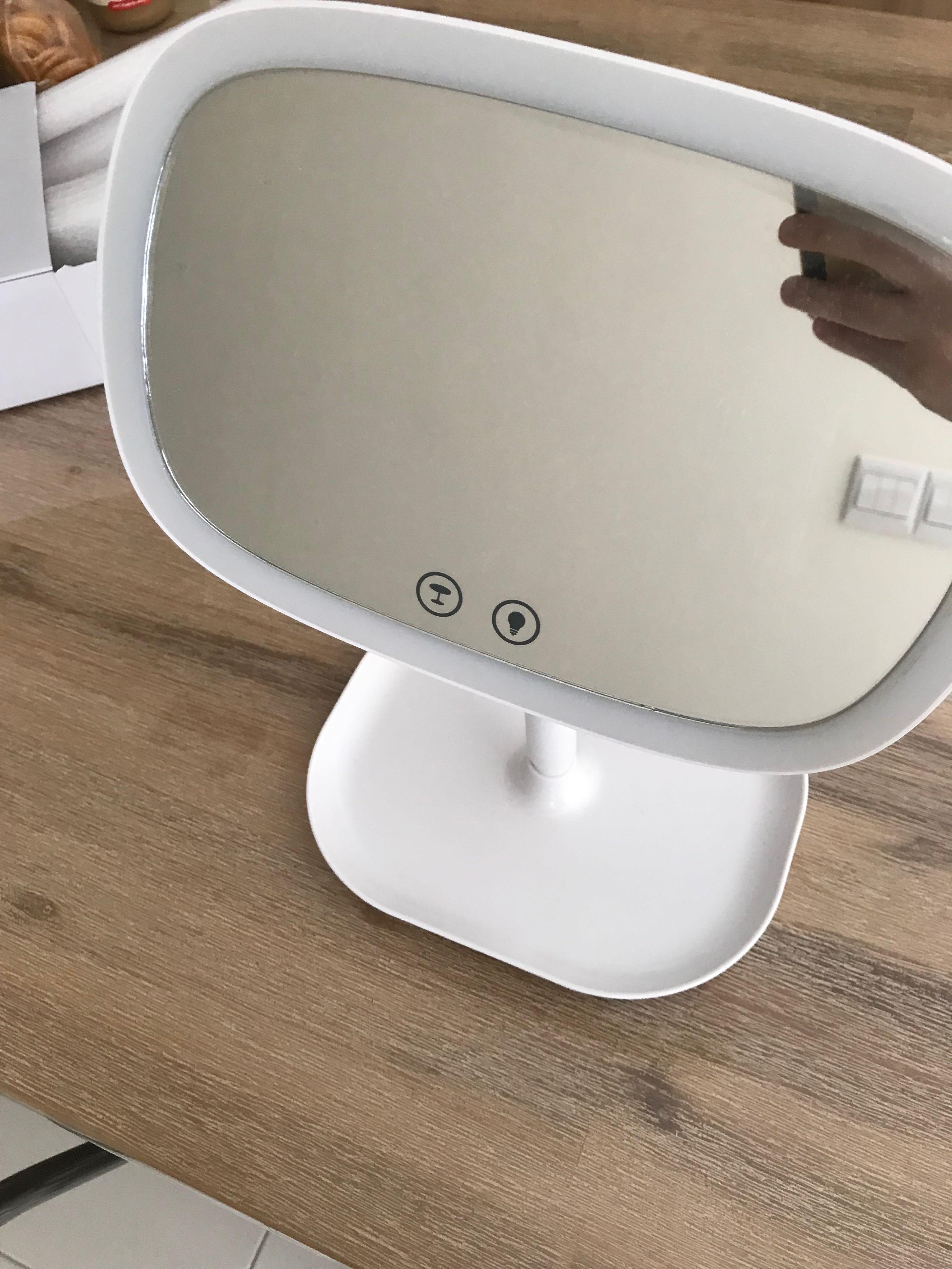 Philips Lighted Mirror, Furniture & Home Living, Home Decor, Mirrors on