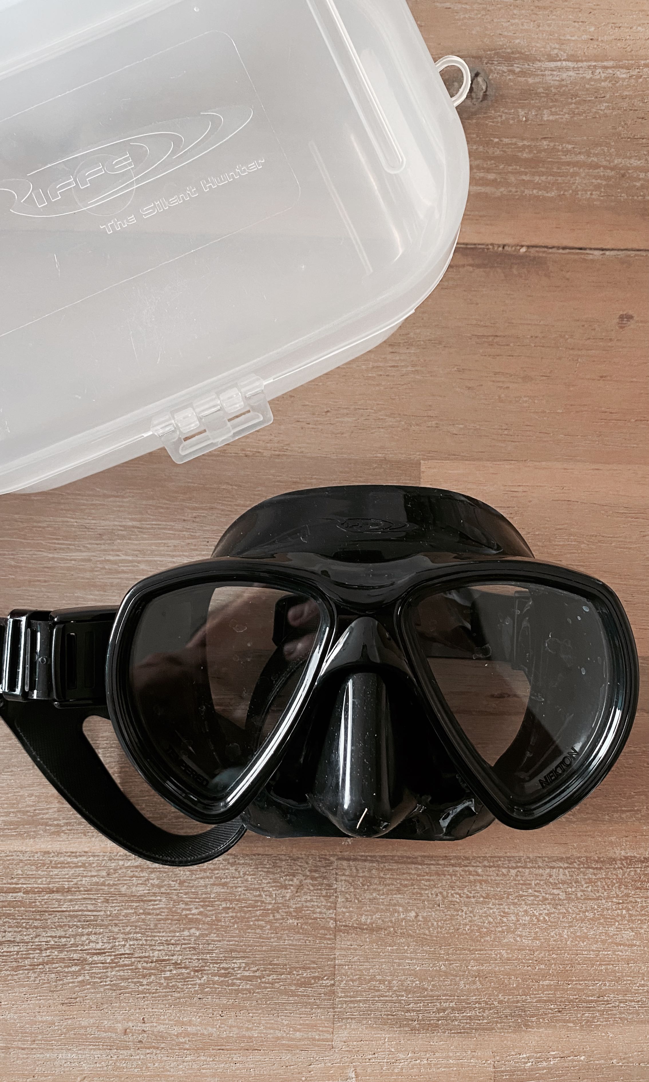 Riffe Diving Mask, Sports Equipment, Sports & Games, Water Sports on  Carousell