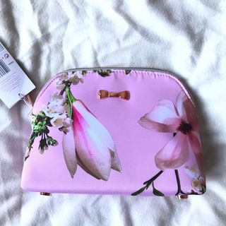 (Category: ) located in . Submitted by ainindhirah (Listing ID 1100833983, Image 1). Description: .
