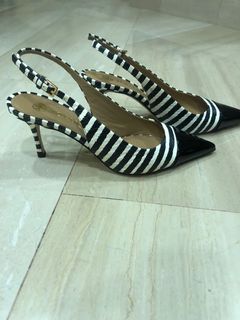 (Category: ) located in . Submitted by rb_chic (Listing ID 1100934045, Image 1). Description: .