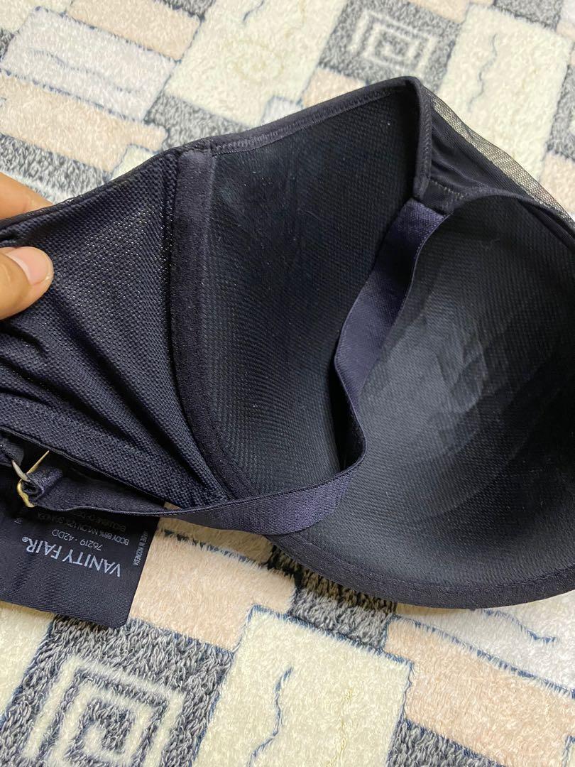 🆕vanity fair bra 42C/44B, Women's Fashion, Tops, Blouses on Carousell