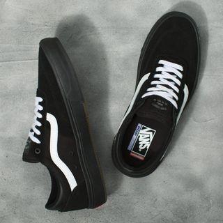 Affordable Vans Blackout For Sale Men S Fashion Carousell Malaysia