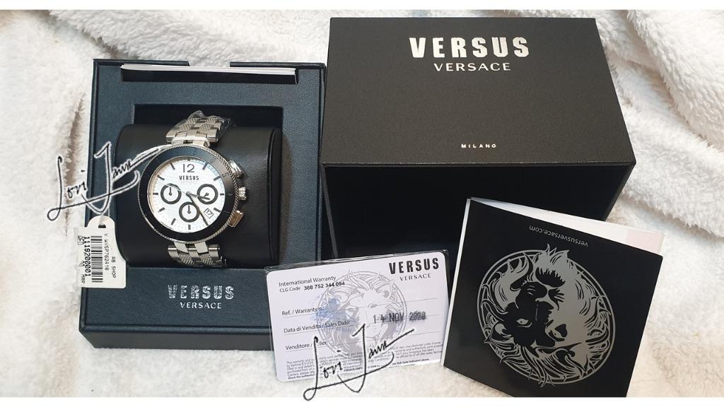 Versus by Versace Men's Analogue Quartz Watch with Stainless Steel Versus by Versace Men's Analogue Quartz Watch with Stainless Steel