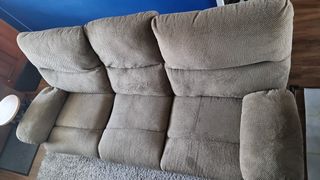 (Category: ) located in . Submitted by ardyniphene (Listing ID 1101101176, Image 1). Description: .