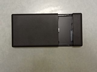 Hard Disk Reader483817177429452800