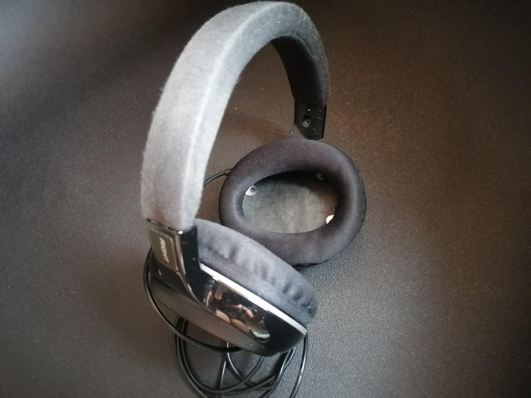 - Audio Technica ATH-S600 -Dynamic Back Band Headphone (Category: Headphones & Headsets) located in Makati City. Submitted by thepatentedmill.ph (Listing ID 1101204393, Image 3). Description: - Audio Technica ATH-S600 -Dynamic Back Band Headphone - Good Working Condition - Great Sound -8/10 Overall Cosmetics - Price: 2,000.00.