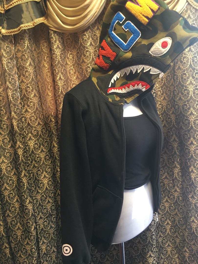 Bape clearance shark head