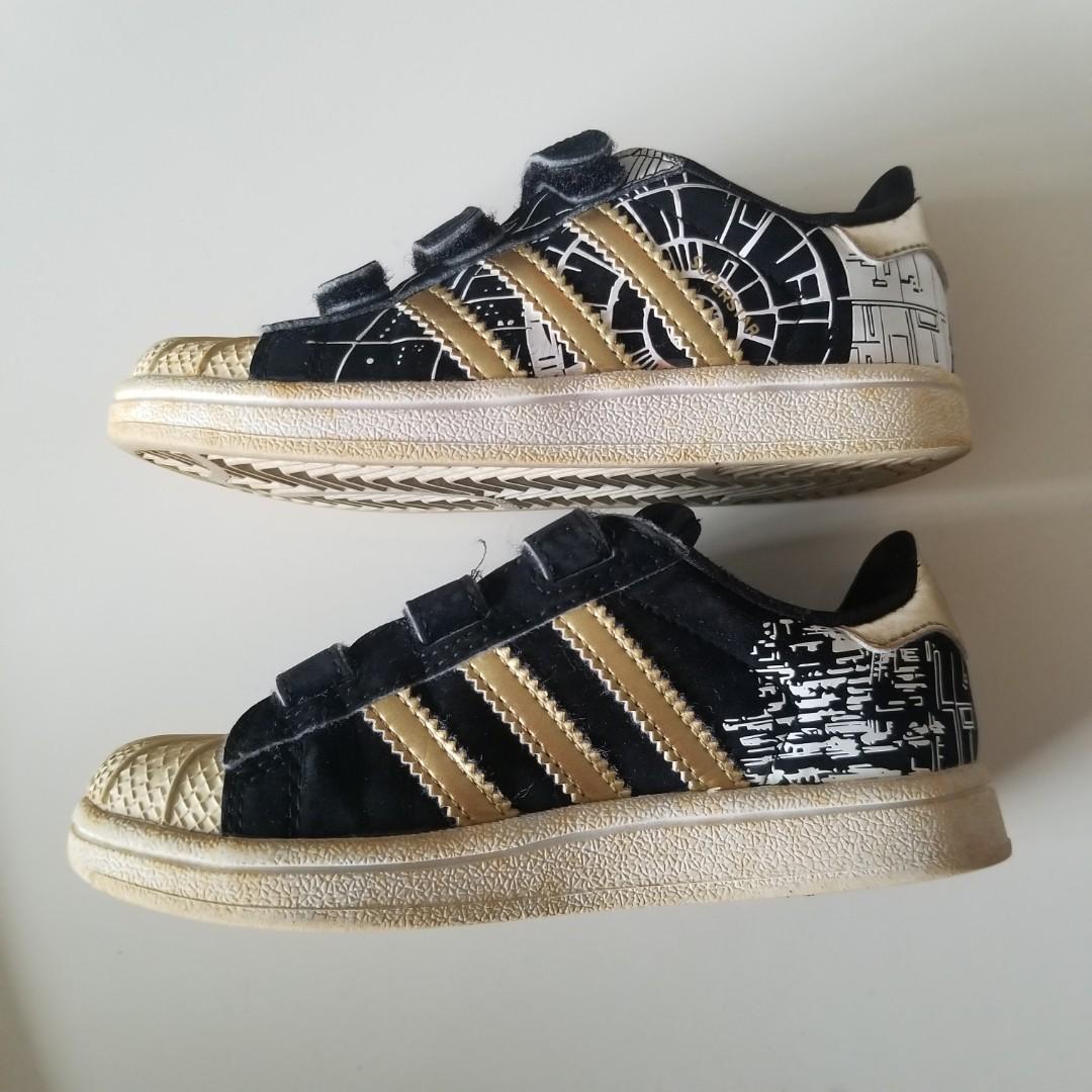 Adidas superstar deals death star