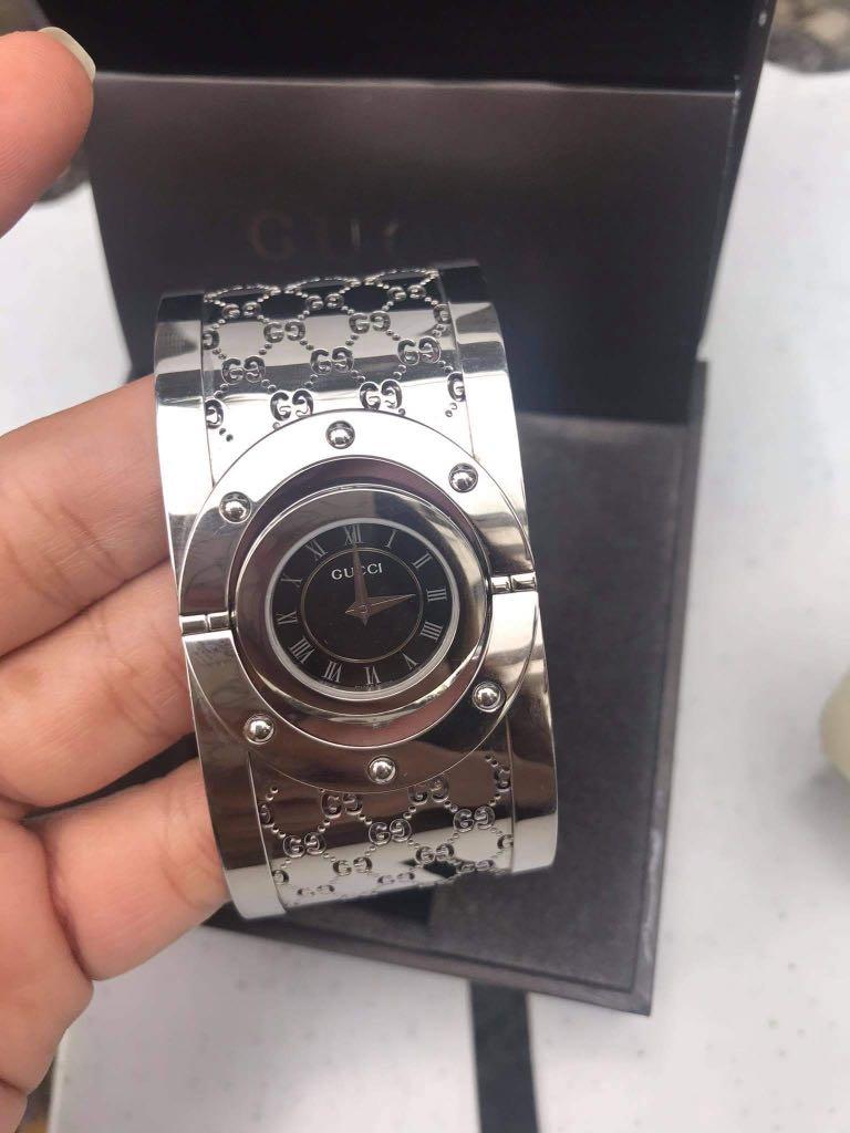Gucci twirl hotsell watch fake