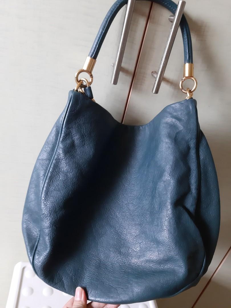 Authentic Marc Jacobs 2 way bag Luxury Bags Wallets on Carousell