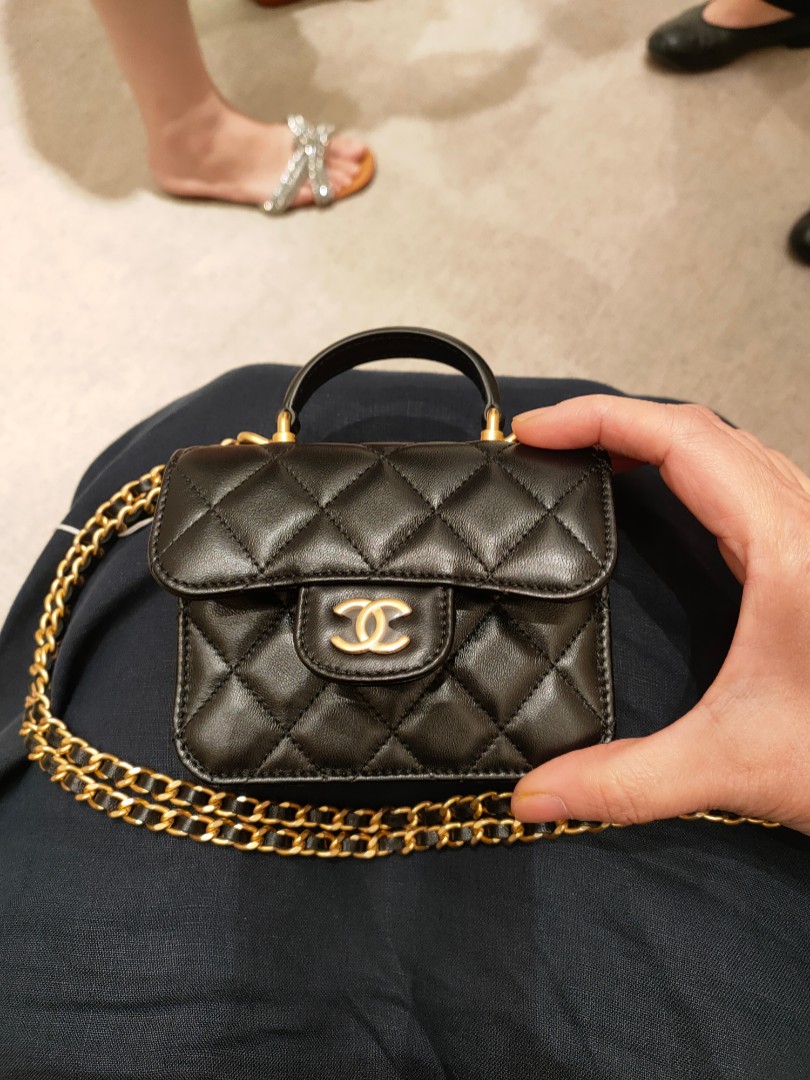 Chanel Candy CC Flap Coin Purse With Chain