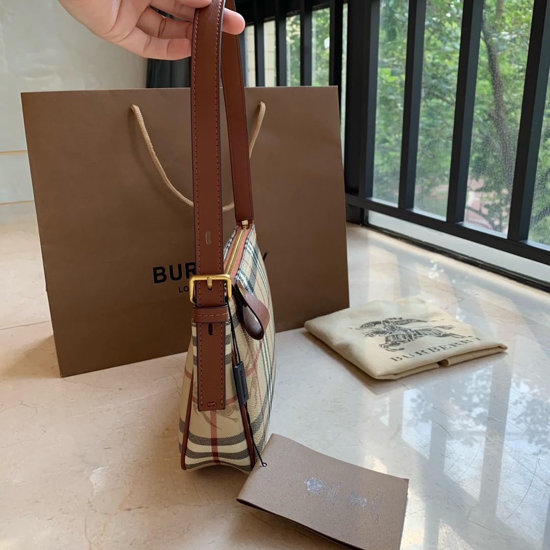 Burberry shoulder 2025 bag 2015