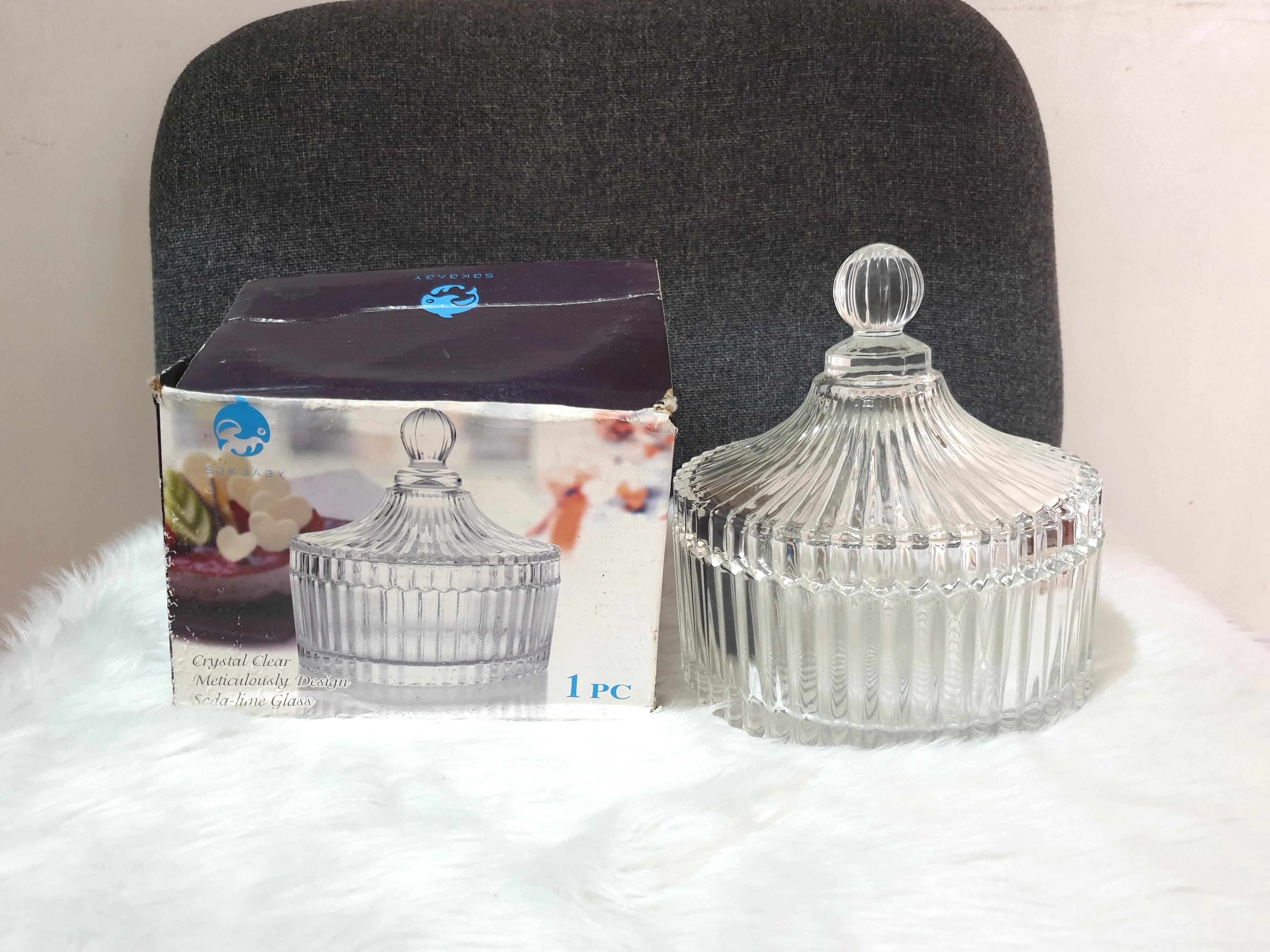 Carnival clear glass jar with lid (Category: Other Kitchenware & Tableware) located in Paranaque City. Submitted by lovelea (Listing ID 1101087930, Image 1). Description: good as new rfs: decluttering.