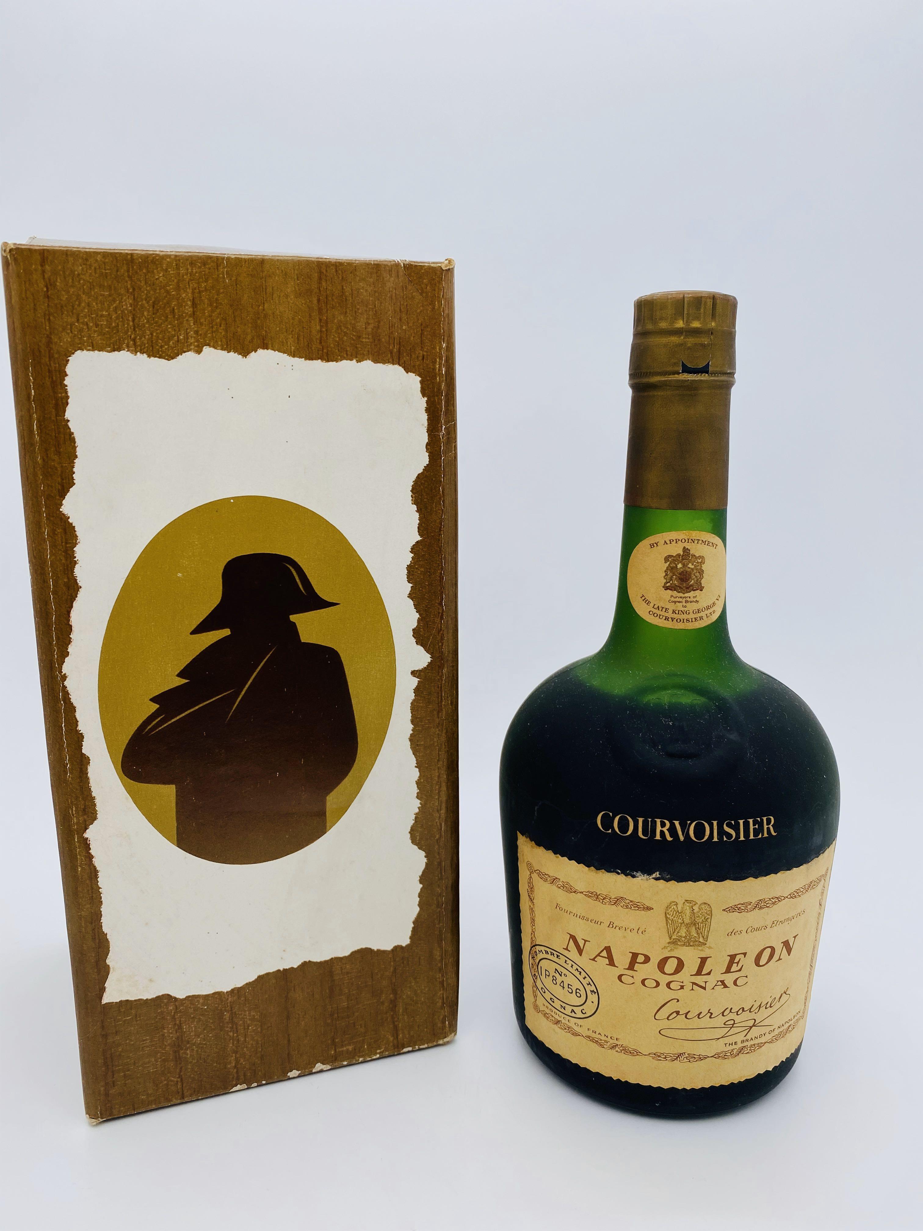 ○COURVOISIER クルボアジェ NAPOLEON COGNAC ナポレオン 3本セット