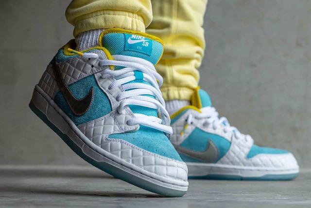 Instock Ftc Dunk Nike Sb Dunk Low Men S Fashion Footwear Sneakers On Carousell