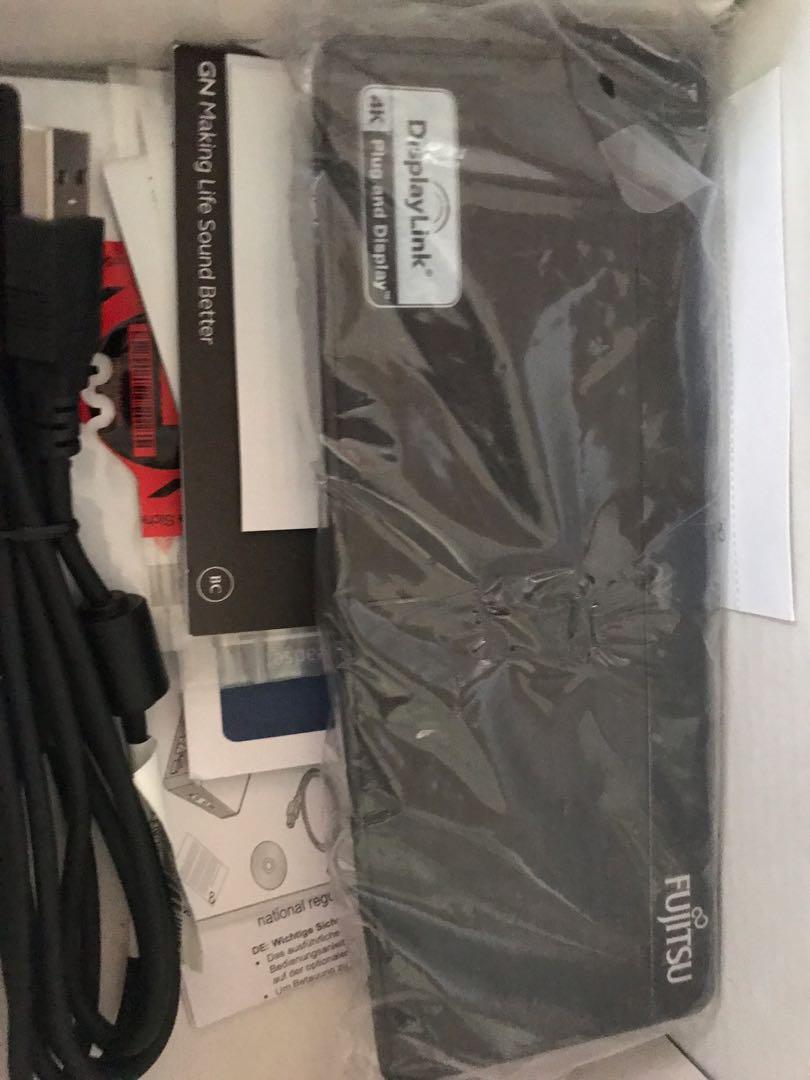 Fujitsu USB port replicator , 4K resolution display , dual monitor