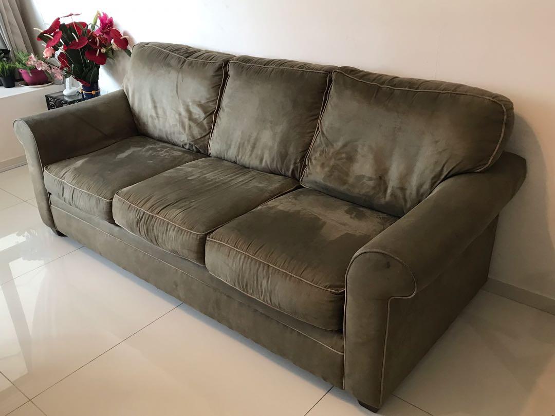 Havertys shop leather couch