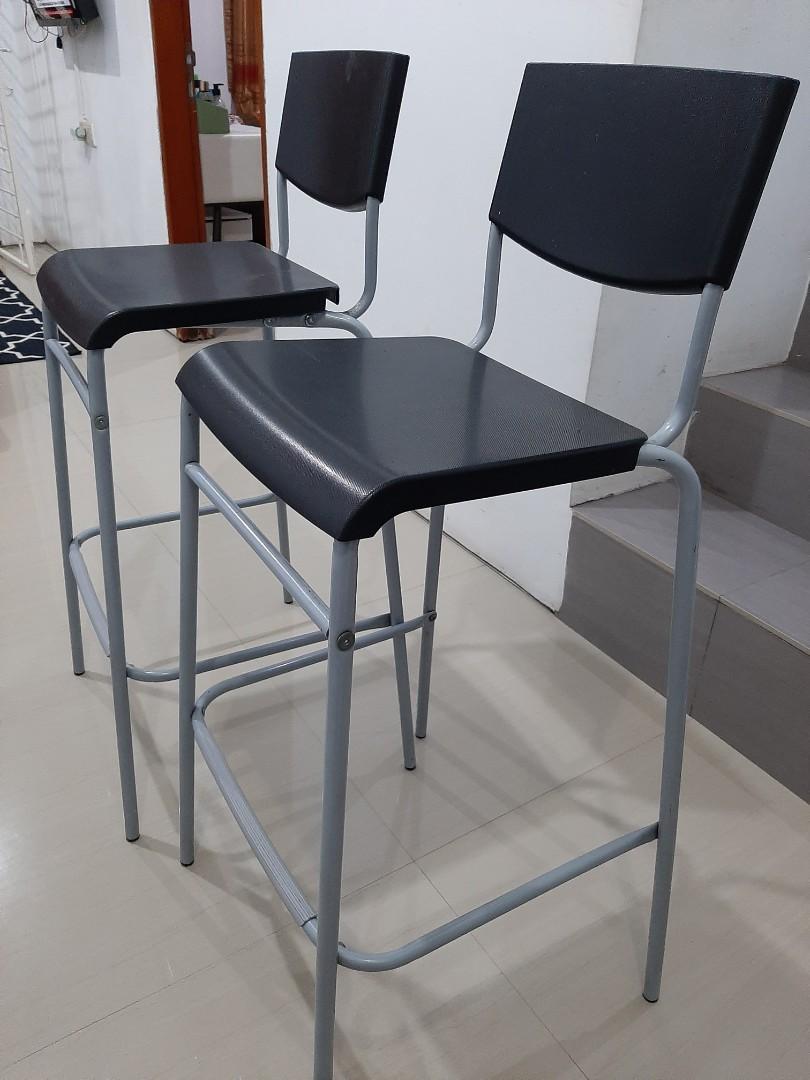 Cari Kursi Bar Hitam? Stig 63Cm Dengan Sandaran! - zab63w4