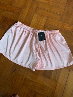 (Category: ) located in . Submitted by fundforme (Listing ID 1101100330, Image 1). Description: .