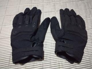 Macna Motorcycle Glove (Medium)