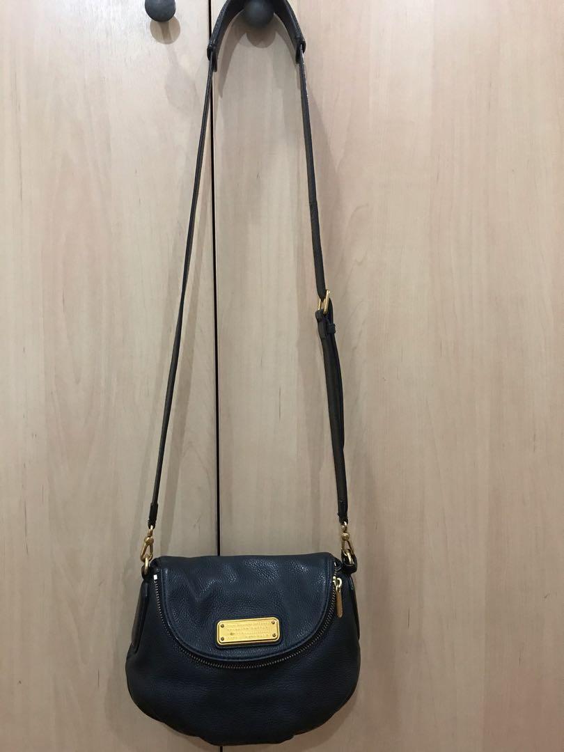 marc jacobs mini natasha leather crossbody bag, Women's Fashion, Bags