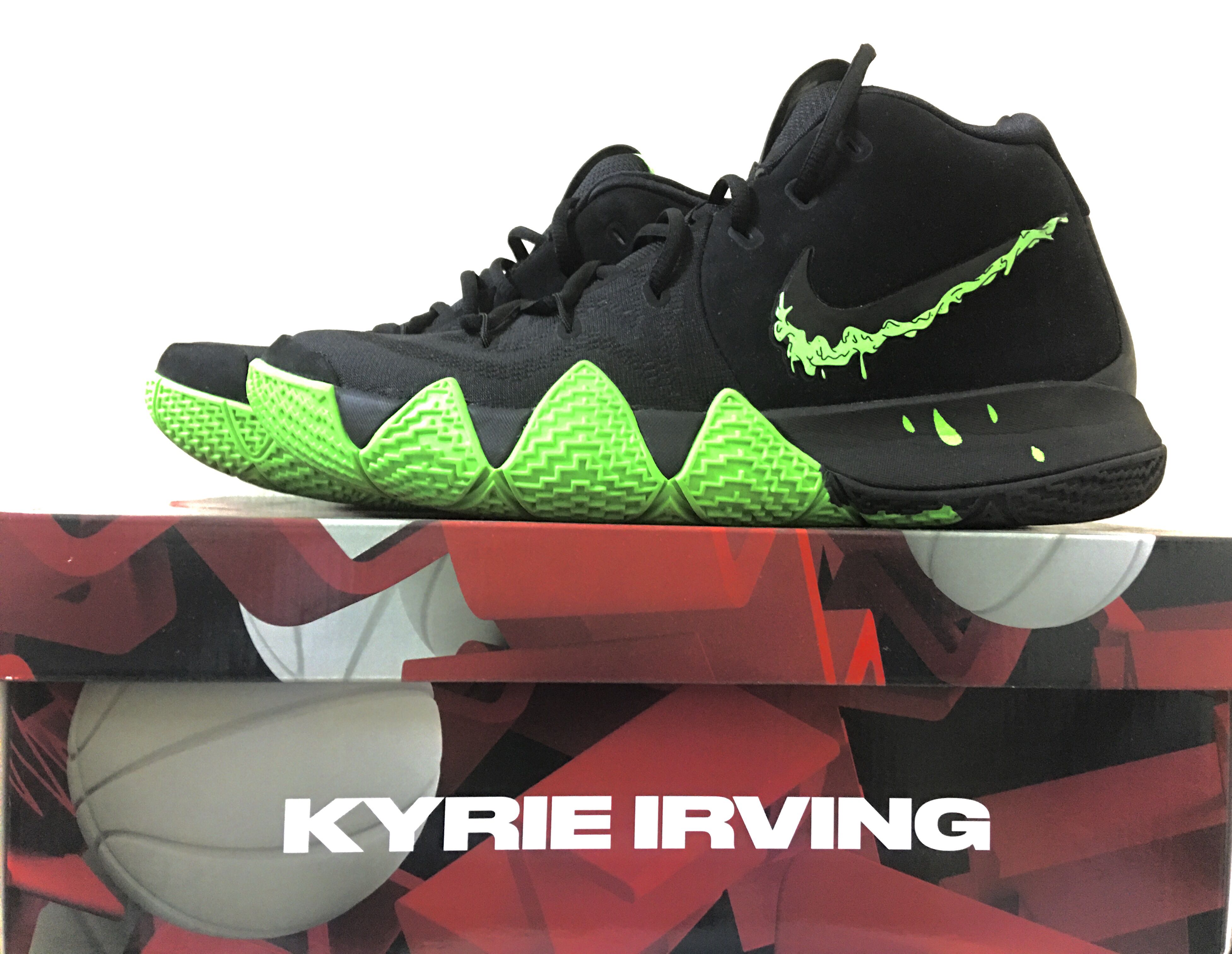 Halloween kyrie 4 cheap